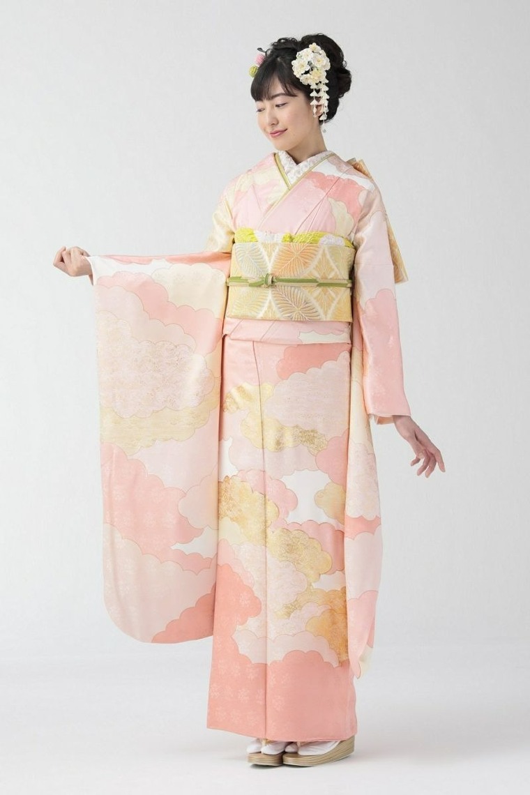 藤井寛 正倉院重雲 雲取り ピンク系 振袖 落款あり 5cb1c0cc23e95bdb2e91dbb8311e53