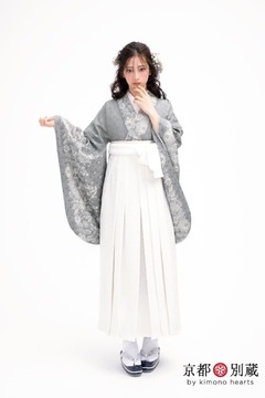 白　レース　洋風　ドット　くすみ系　大西陽羽  【卒業式の袴レンタル】【京都五条別蔵】 【横浜別蔵】 【表参道志染庵】　袴　卒業式　卒業袴　ハカマ　　二尺袖：NKH-396　袴：無地、白