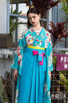 水色　空色　青緑　派手　POP　総柄　ブリッジマン遊七 【卒業式の袴レンタル】【京都五条別蔵】 【横浜別蔵】 【表参道志染庵】　袴　卒業式　卒業袴　