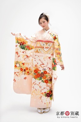 KH-389　大西陽羽 　淡ピンク　桃色　桜　菊　牡丹　きものの青柳　振袖　成人の日　成人式　二十歳の集い