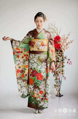 別蔵の振袖｜成人式振袖レンタル・購入や卒業式袴は京都別蔵 by kimono