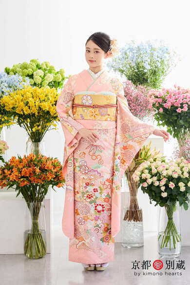 KM-5　佐藤不二子 　ピンク　桃色　松竹梅　かわいい　牡丹　伝統古典　振袖　成人の日　成人式　二十歳の集い