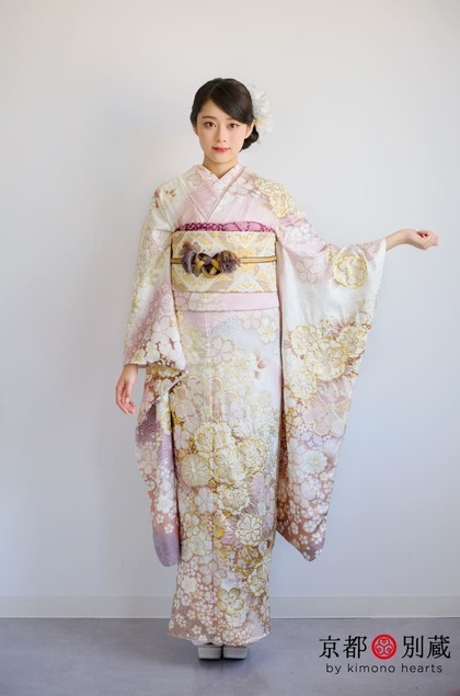 CO-140　佐藤不二子　藤色　薄ピンク　辻が花　絞り染め　金彩　花　振袖　成人の日　成人式　京都別蔵　横浜別蔵　表参道志染庵
