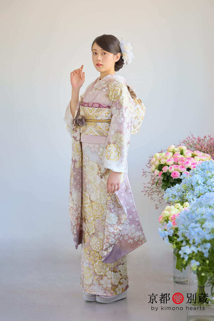 CO-140　佐藤不二子　藤色　薄ピンク　辻が花　絞り染め　金彩　花　振袖　成人の日　成人式　京都別蔵　横浜別蔵　表参道志染庵
